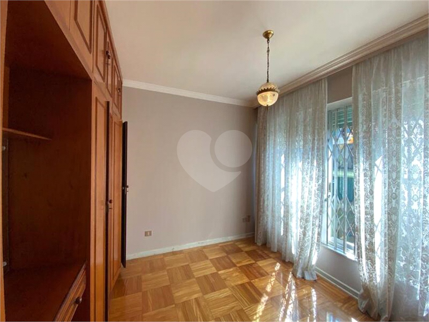 Casa Térrea à venda com 4 quartos, sendo 2 suítes, em Jardim Floresta, São Paulo, SP