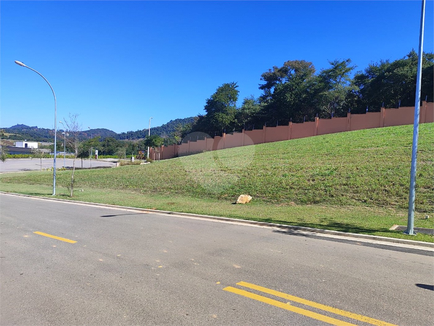 Terreno à venda no condomínio Alphaville - Fase 2, Jundiaí - SP