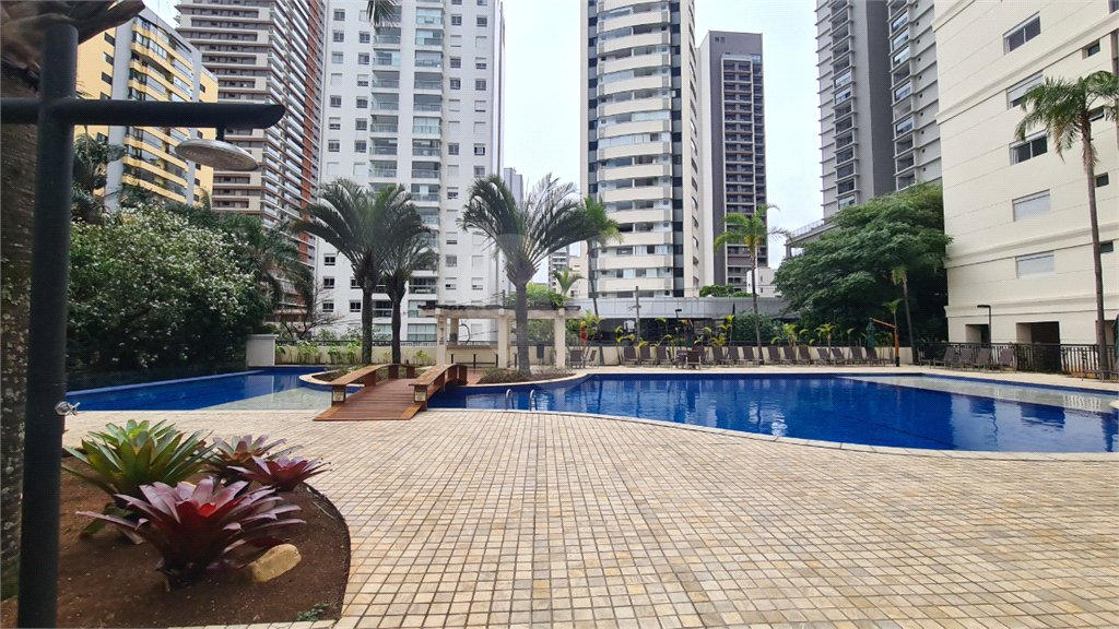Apartamento à venda com 4 quartos, sendo 3 suítes, em Cidade Monções, São Paulo, SP