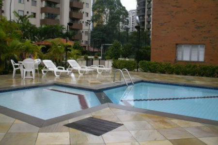 Apartamento à venda com 4 quartos, sendo 2 suítes,  em Vila Suzana, São Paulo, SP