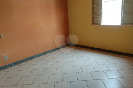 Casa à venda com 6 quartos, sendo 1 suíte, no Centro, Itapetininga, SP