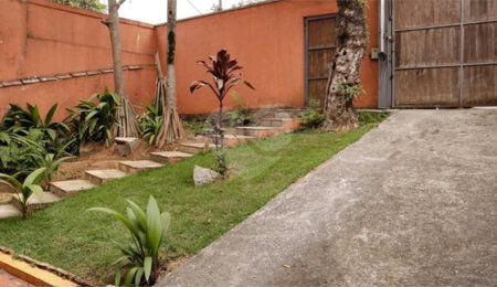 Sobrado à venda com 4 quartos, sendo 1 suíte,  em Brooklin Paulista, São Paulo, SP