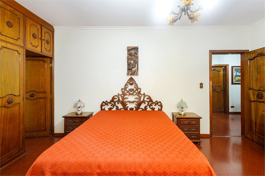 Casa à venda com 5 quartos, sendo 3 suítes, em Lapa, São Paulo, SP