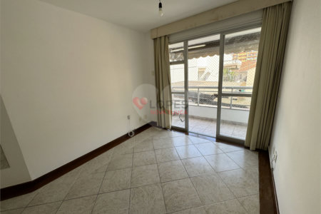 Apartamento à venda com 3 quartos, sendo 1 suíte, em Grajaú, Rio de Janeiro, RJ