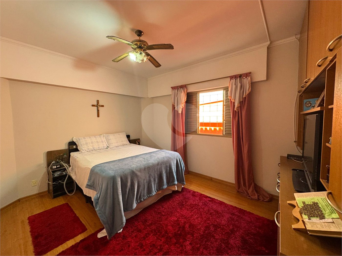 Casa com 03 Dormitórios á venda, em Jardim Alvorada, São Carlos.