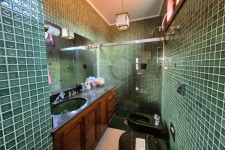 Casa de Vila à venda ou para alugar com 4 quartos, sendo 2 suítes,  em Jardim Leonor, São Paulo, SP