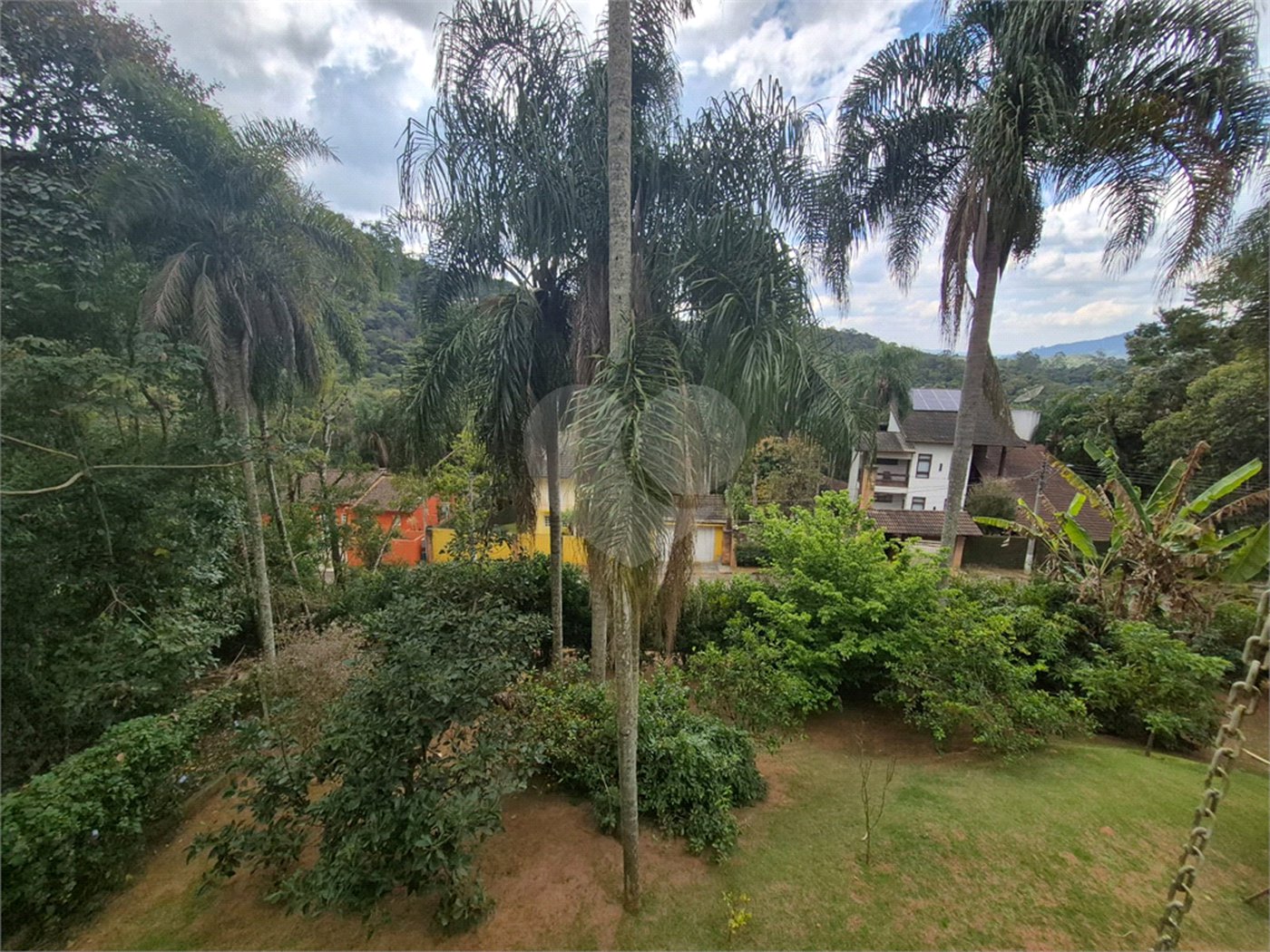 Casa à venda com 3 suítes no condomínio Sausalito, Mairiporã - SP