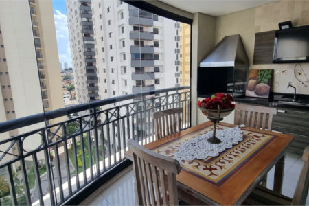 Apartamento à venda com 3 suítes em Santa Teresinha, São Paulo, SP