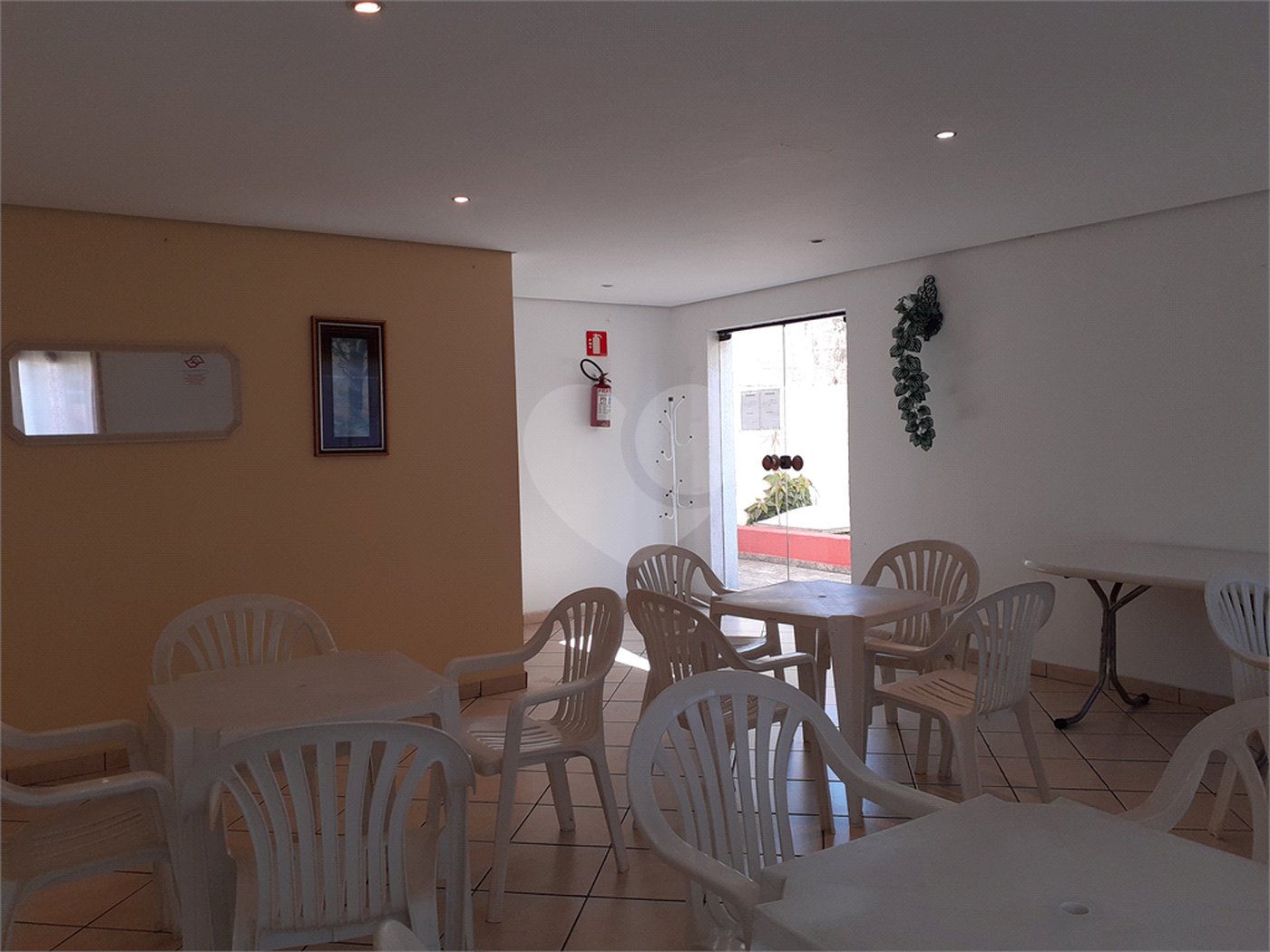 Apartamento à venda com 2 quartos em Vila Mazzei, São Paulo, SP