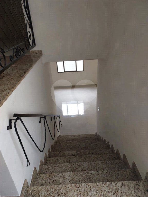 Sobrado à venda com 3 quartos, sendo 1 suíte,  em Jardim Regina, Indaiatuba, SP