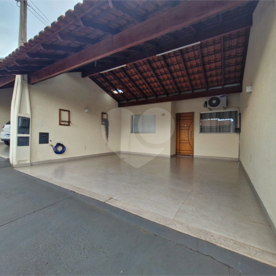 Casa à venda com 2 quartos no condomínio Residencial Santa Lucia, São Carlos - SP