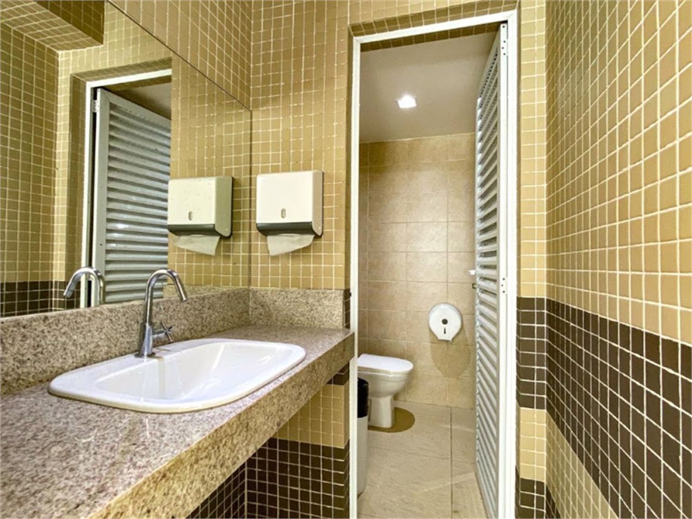 Apartamento com 3 dormitórios à venda, 125 m² por R$ 1.700.000,00 - Ponta da Praia - Santos/SP