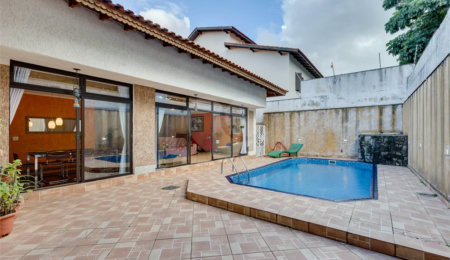 Casa de Vila à venda com 4 quartos, sendo 2 suítes,  no condomínio City Campo Grande, São Paulo - SP