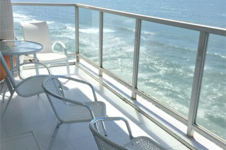 Apartamento à venda com 3 quartos em Pitangueiras, Guarujá, SP