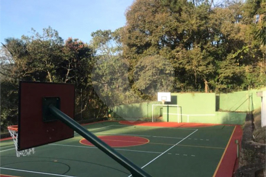 Casa à venda com 6 quartos, sendo 5 suítes, em Roseira, Mairiporã, SP