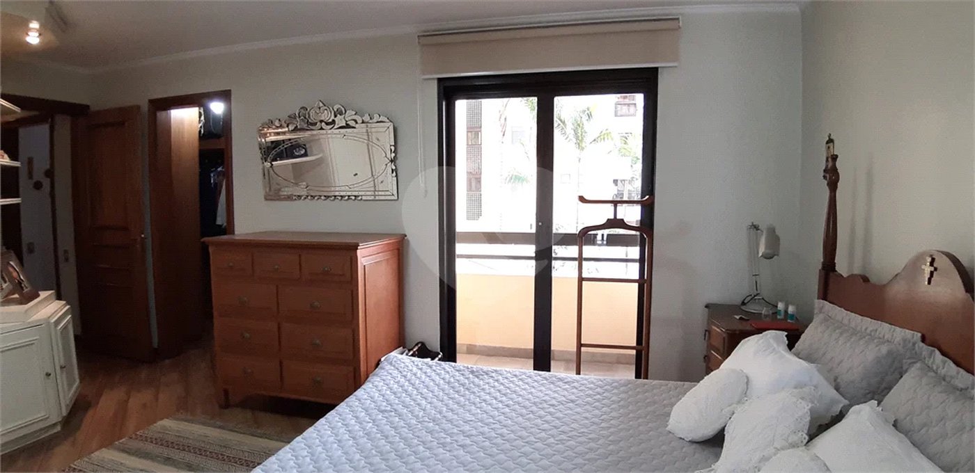 Apartamento à venda com 4 suítes em Santana, São Paulo, SP