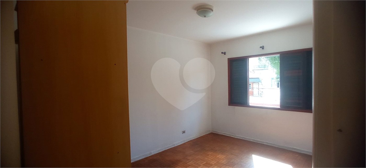 Sobrado à venda com 3 quartos em Água Fria, São Paulo, SP