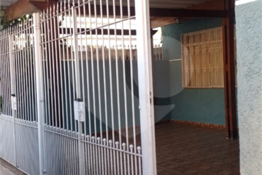 Casa à venda com 3 quartos em Horto Florestal, São Paulo, SP