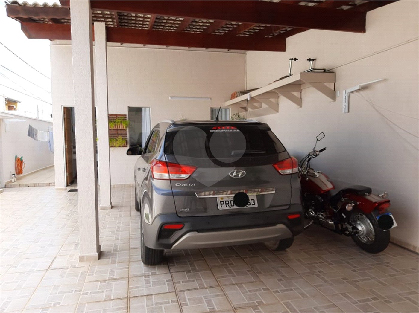 Sobrado à venda com 3 quartos, sendo 1 suíte, em Vila Suissa, Mogi das Cruzes, SP