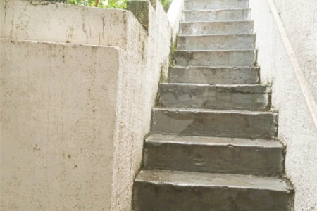 Casa à venda ou para alugar com 7 quartos, sendo 2 suítes, em Jardim Peri Peri, São Paulo, SP