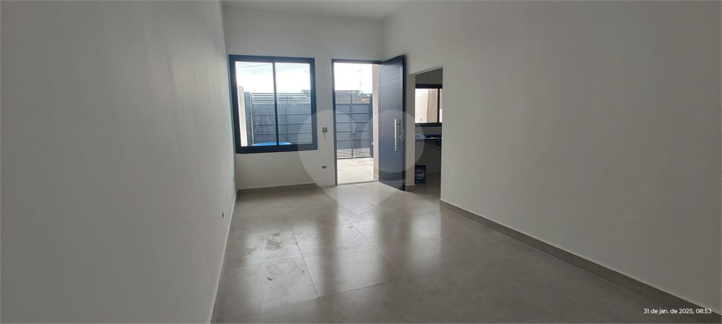 Casa Térrea à venda com 3 quartos, sendo 1 suíte,  em Nova Cerejeira, Atibaia, SP