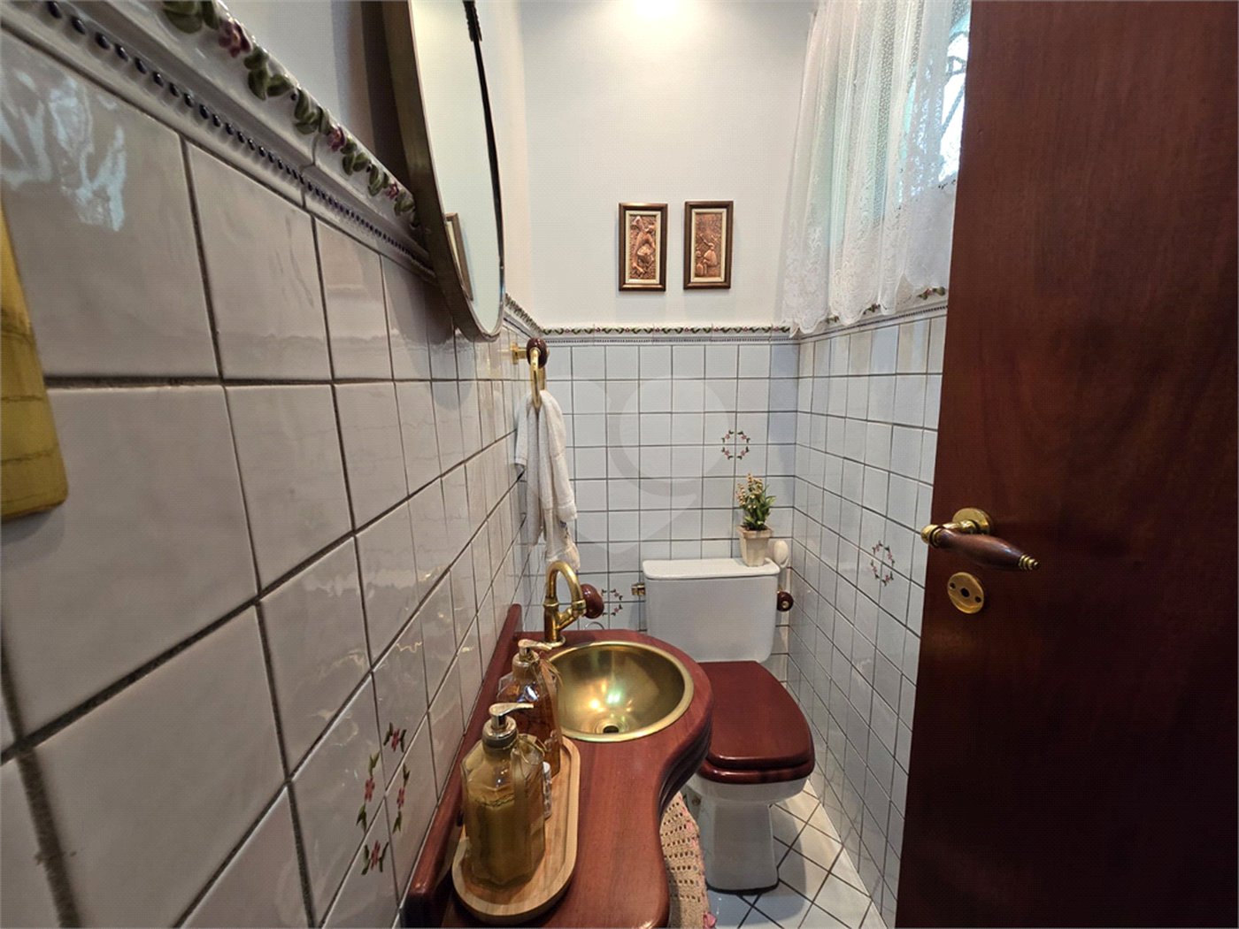 Casa à venda com 4 quartos, sendo 1 suíte, em Vila Paiva, São Paulo, SP