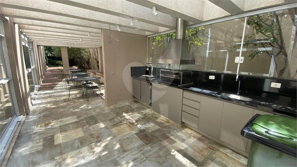 Apartamento à venda com 3 suítes em Vila Romana, São Paulo, SP