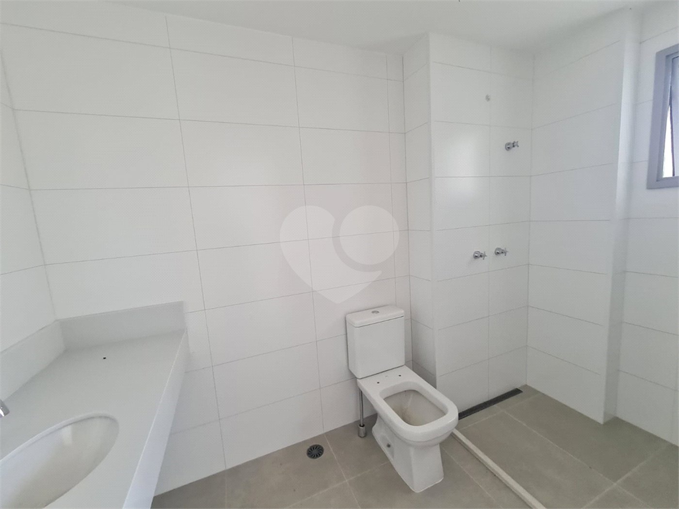 Apartamento à venda com 3 suítes em Jardim Marajoara, São Paulo, SP