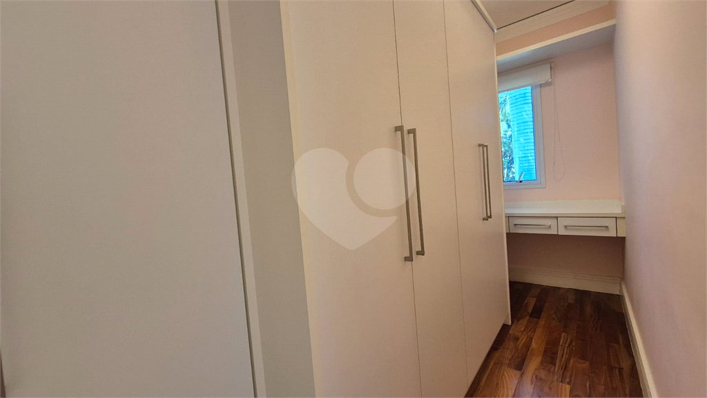 Casa à venda com 5 suítes no condomínio Lago Azul 1, Araçoiaba da Serra - SP
