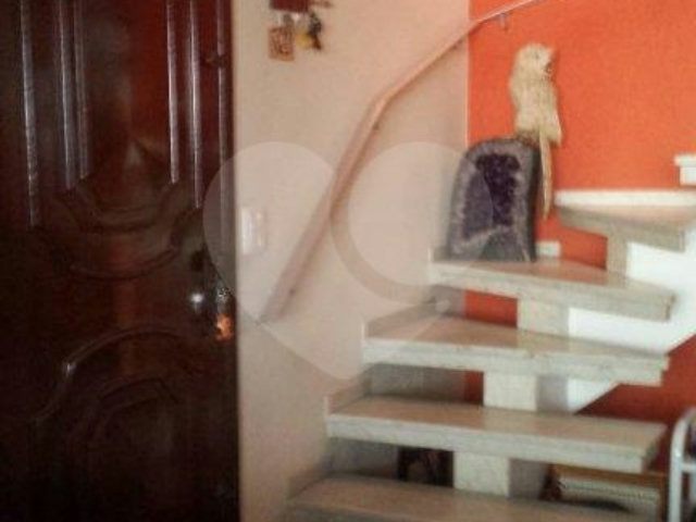 Casa à venda com 3 quartos, sendo 1 suíte,  no condomínio Travessa Bruno Andreoni,16, São Paulo - SP