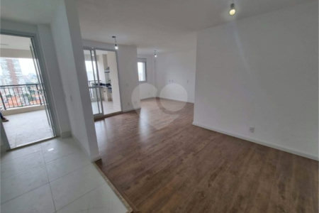 Apartamento à venda com 2 quartos, sendo 1 suíte, em Parque São Jorge, São Paulo, SP