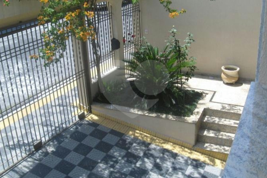 Sobrado à venda com 4 suítes em Tremembé, São Paulo, SP