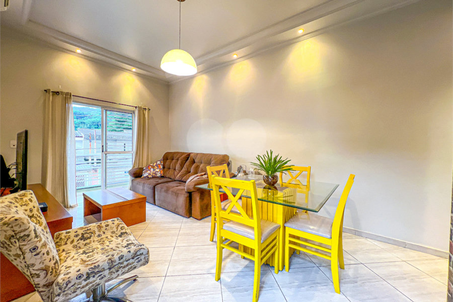 Casa à venda com 3 quartos, sendo 1 suíte,  no condomínio 658, São Paulo - SP