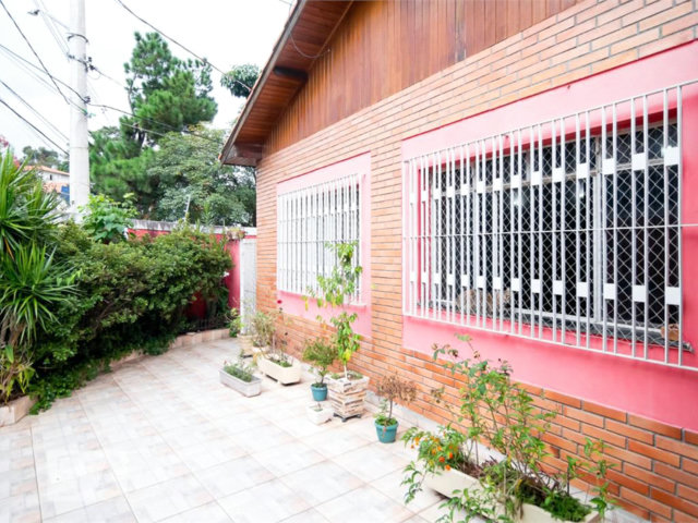 Casa à venda com 3 quartos, sendo 2 suítes,  em Jardim Prudência, São Paulo, SP