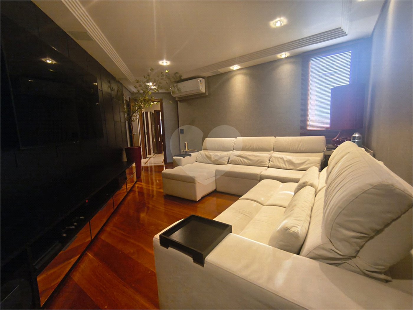 Apartamento à venda com 4 suítes em Santana, São Paulo, SP