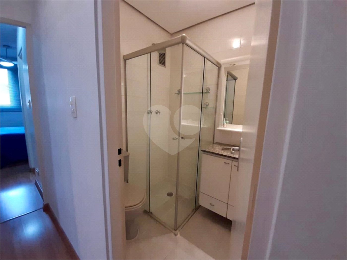 Apartamento para alugar com 3 quartos, sendo 1 suíte, em Vila Olímpia, São Paulo, SP