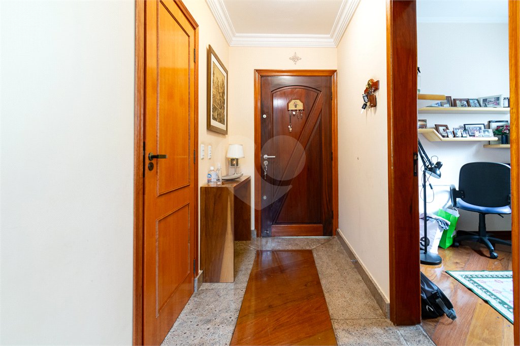 Casa à venda com 3 quartos, sendo 1 suíte,  em Vila Cordeiro, São Paulo, SP