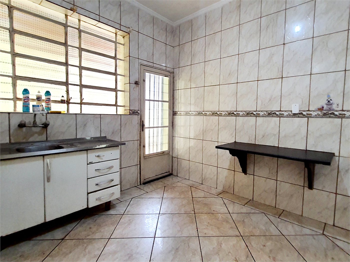 Sobrado à venda com 4 quartos, sendo 1 suíte, no Centro, Ribeirão Preto, SP