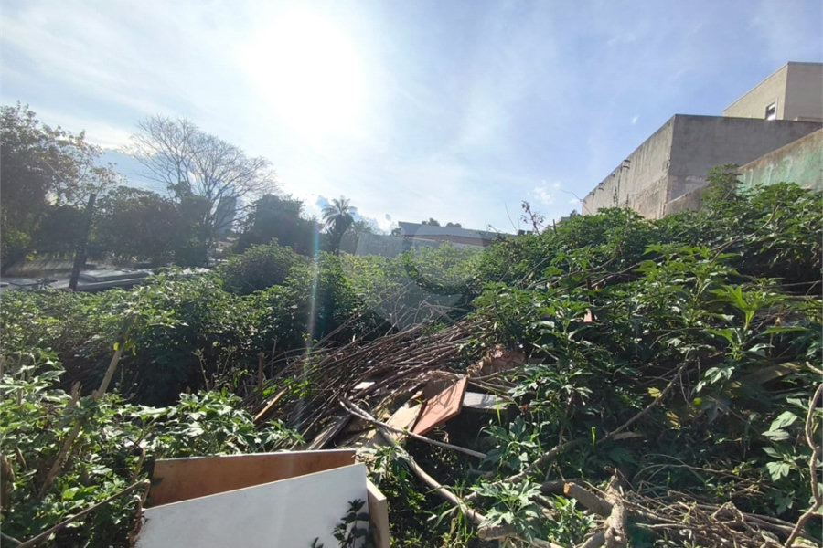 Terreno à venda em Horto, São Paulo, SP