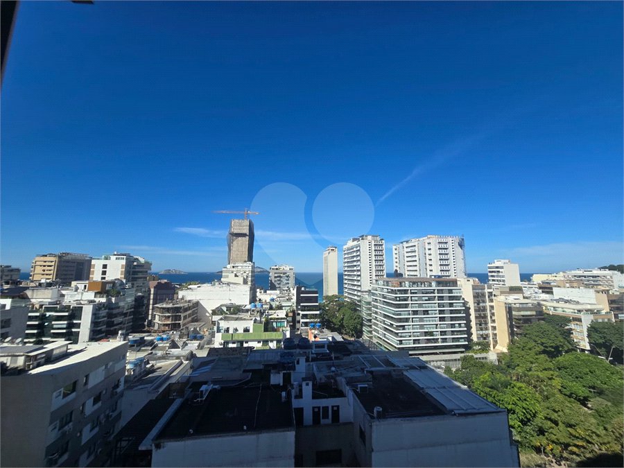 Apartamento à venda ou para alugar com 2 quartos, sendo 1 suíte, em Leblon, Rio de Janeiro, RJ
