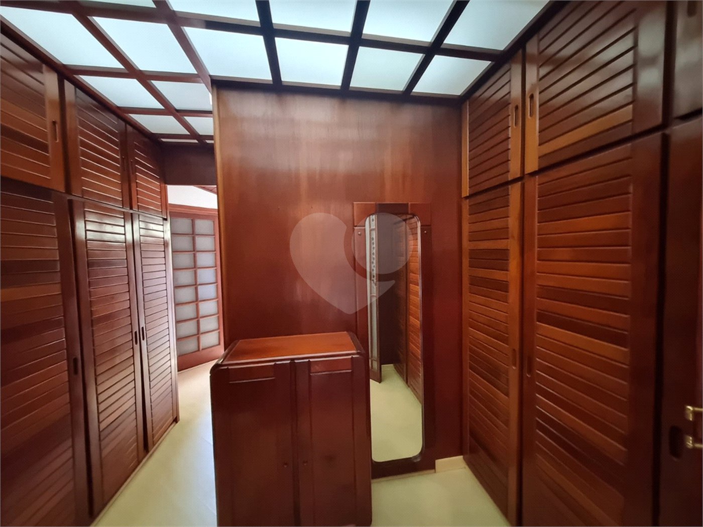 Sobrado à venda com 3 quartos, sendo 1 suíte, em City Recanto Anastácio, São Paulo, SP