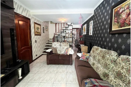 Casa à venda com 3 quartos, sendo 1 suíte, em Vila Boaçava, São Paulo, SP