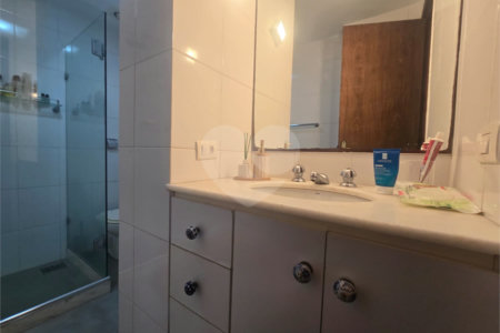 Apartamento à venda com 3 quartos, sendo 1 suíte, em Copacabana, Rio de Janeiro, RJ