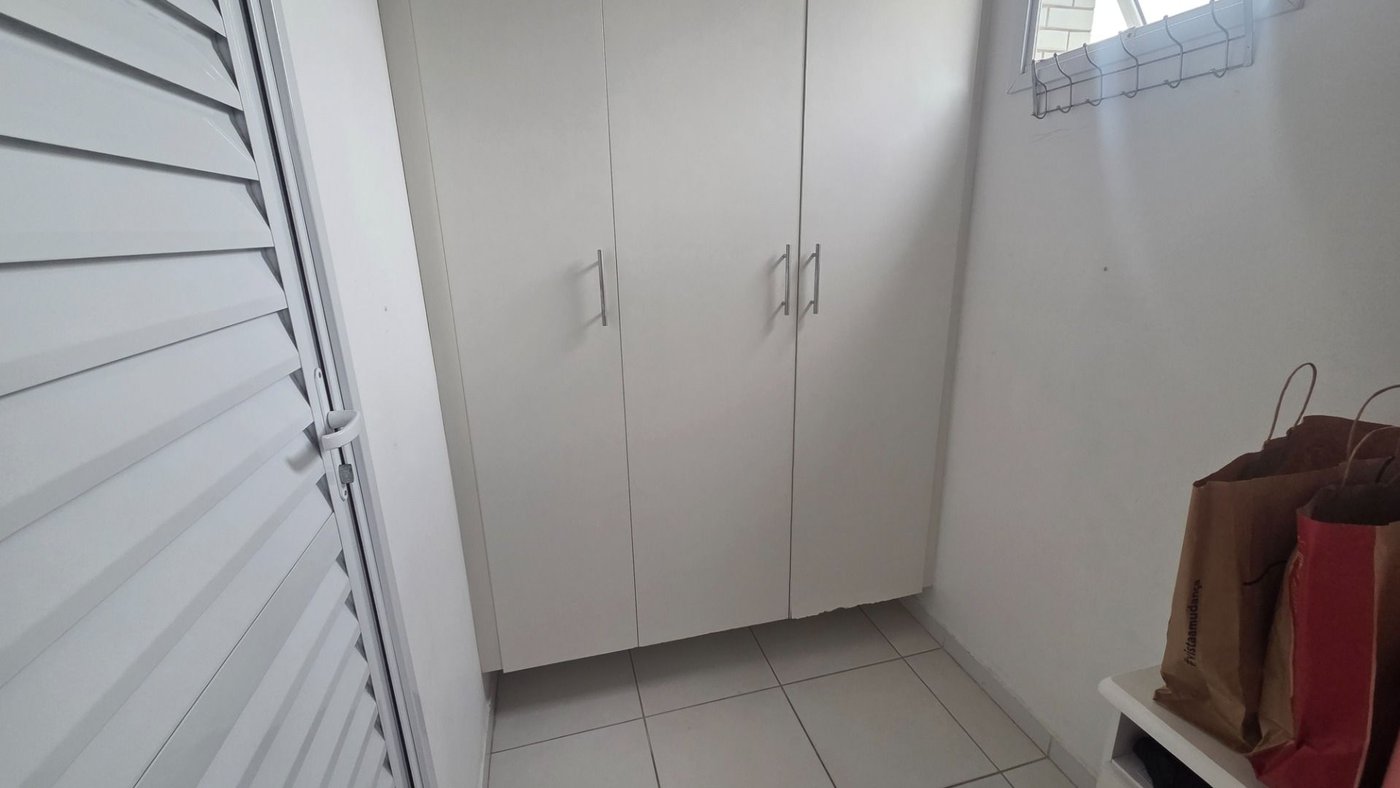 Apartamento com 2 dormitórios à venda, 95 m² por R$ 1.320.000,00 - Pompéia - Santos/SP