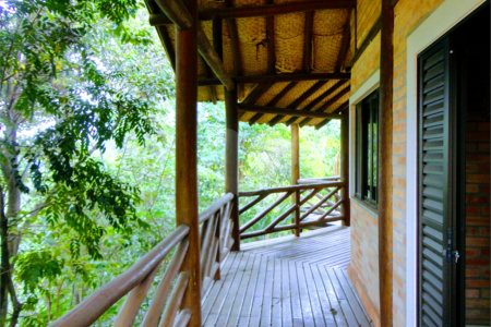 Casa à venda com 4 suítes no condomínio Estância Marambaia, Vinhedo - SP