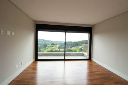 Casa à venda com 5 quartos, sendo 4 suítes, em Vila Darcy Penteado (mailasqui), São Roque, SP