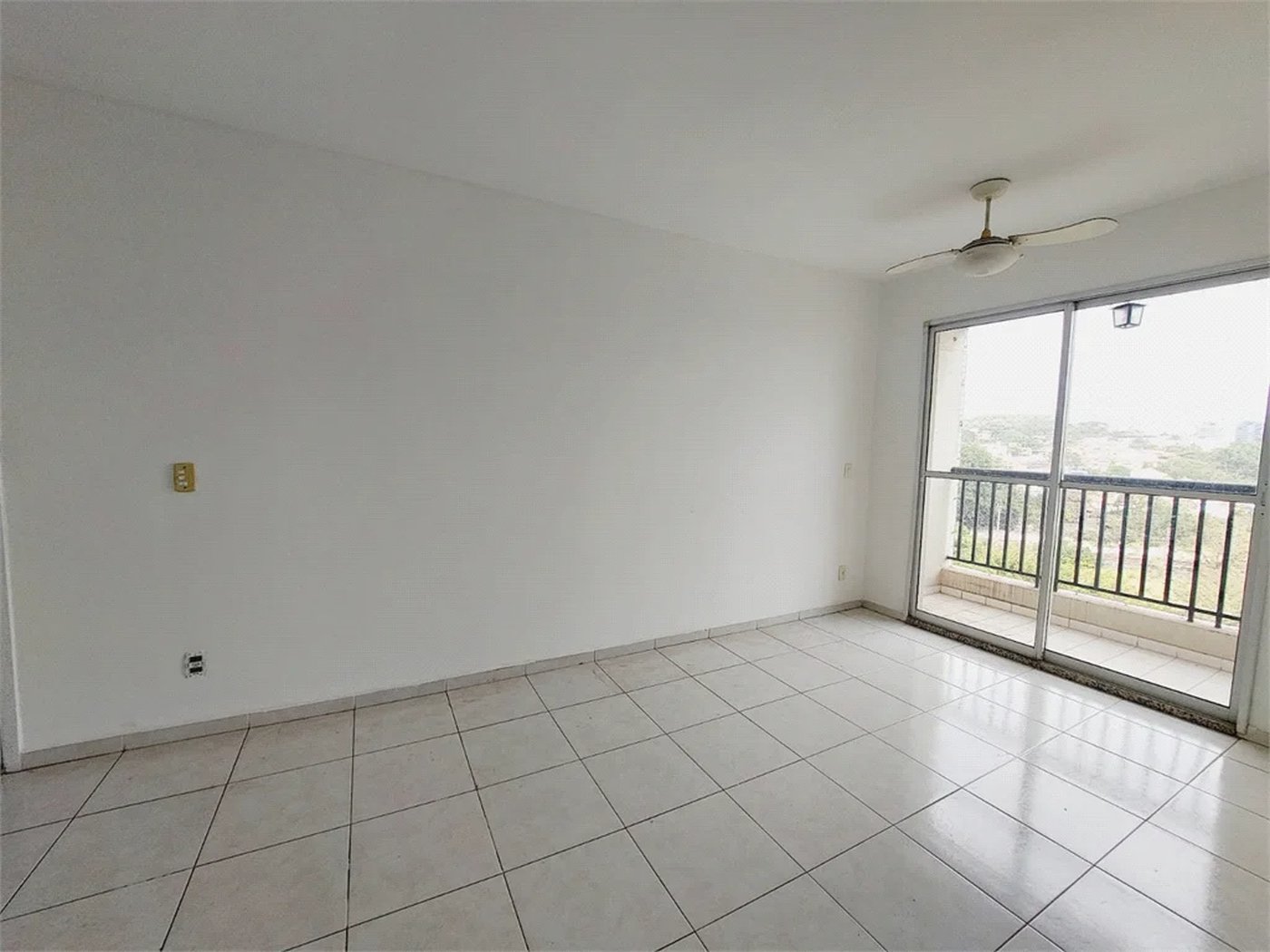 Apartamento à venda ou para alugar com 2 quartos em Vila Anastácio, São Paulo, SP