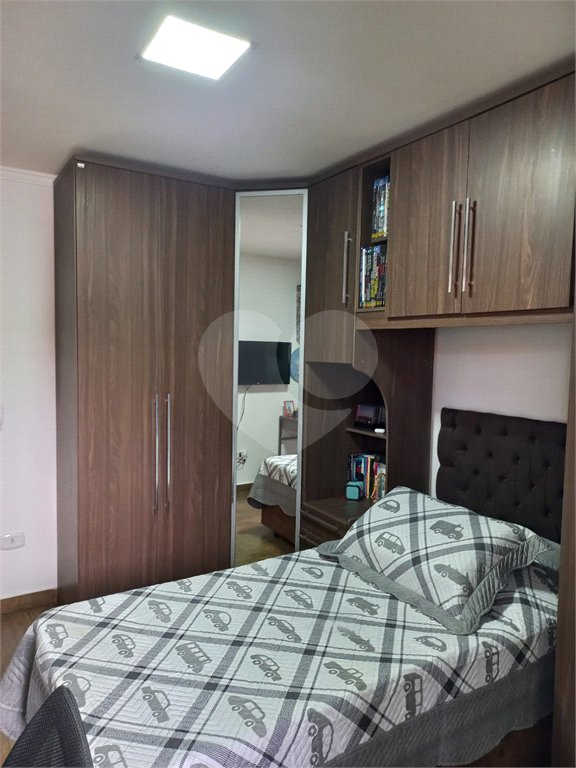 Sobrado à venda com 3 quartos, sendo 1 suíte,  em Vila Mazzei, São Paulo, SP