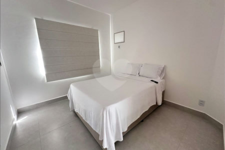 Casa à venda com 6 quartos, sendo 4 suítes,  em Caravelas, Armação dos Búzios, RJ