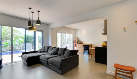 Casa à venda com 3 quartos, sendo 2 suítes,  no condomínio Paço da Boa Vista, São Paulo - SP